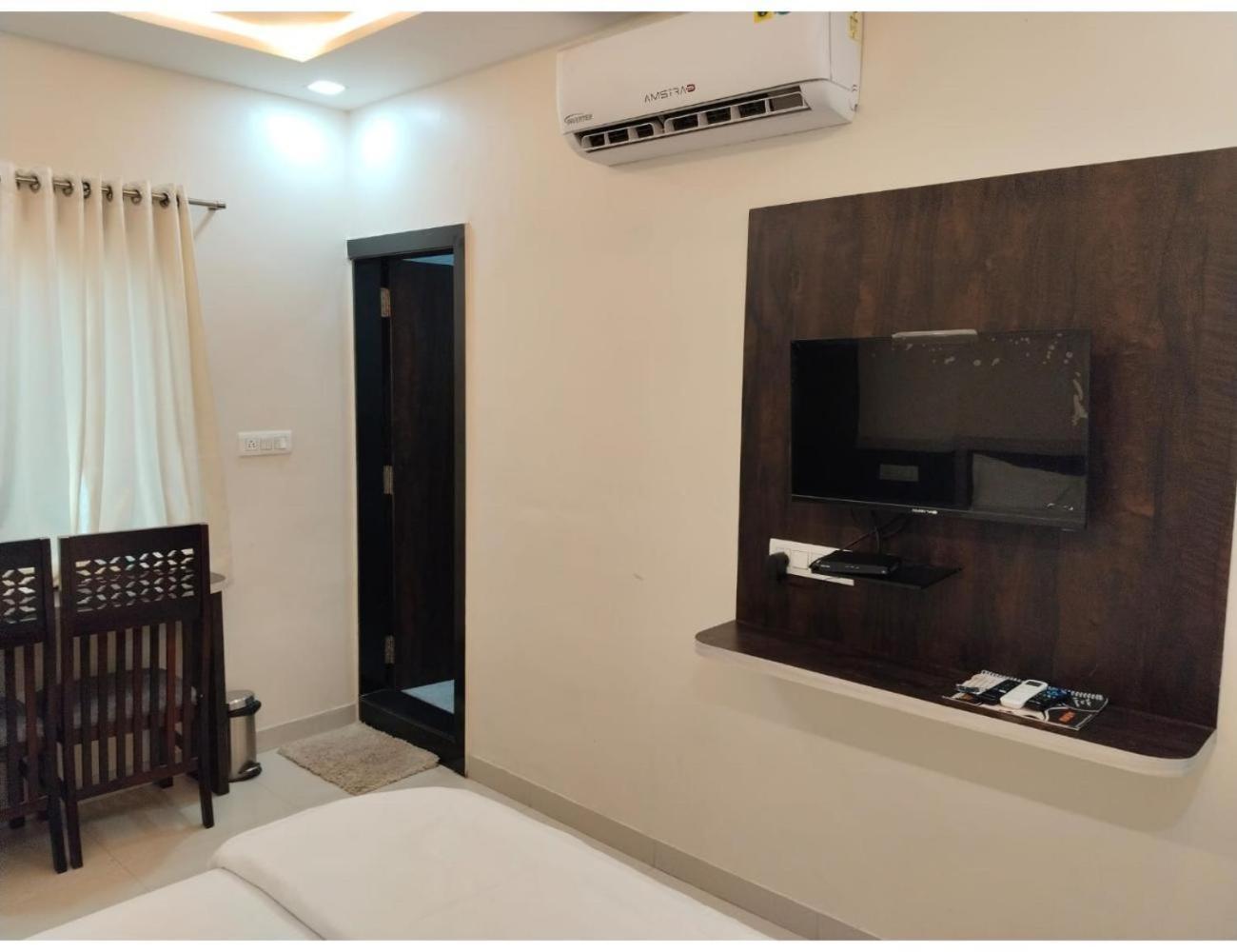 Hotel Dazzle, Jodhpur ジョードプル エクステリア 写真