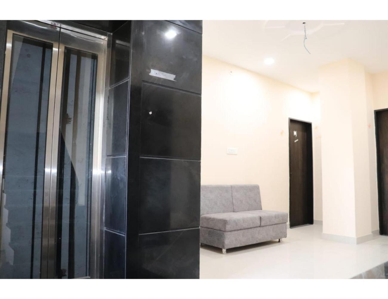 Hotel Dazzle, Jodhpur ジョードプル エクステリア 写真